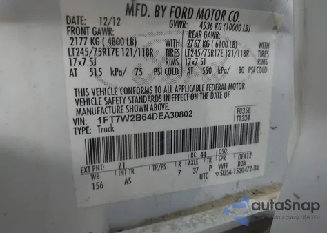 2013 Ford F-250 Xl z USA, uszkodzony, nr VIN 1FT7W2B64DEA30802